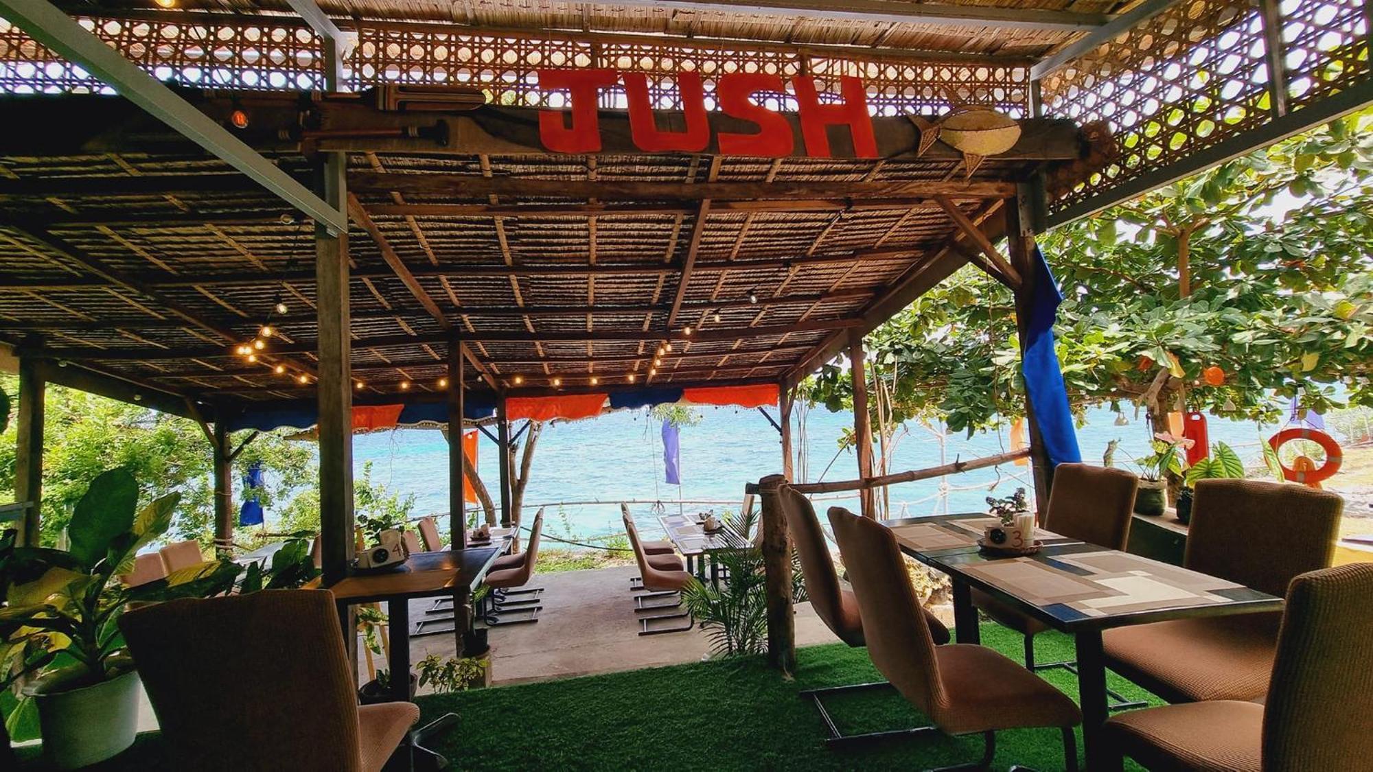 Jush Native And Glamping Hotel Dauis Exterior photo